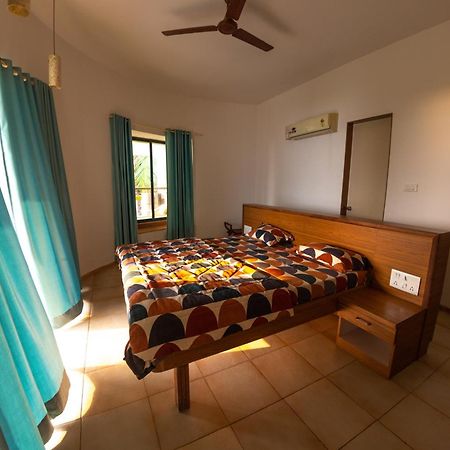 Villa Infinity By The Sea Murud  外观 照片