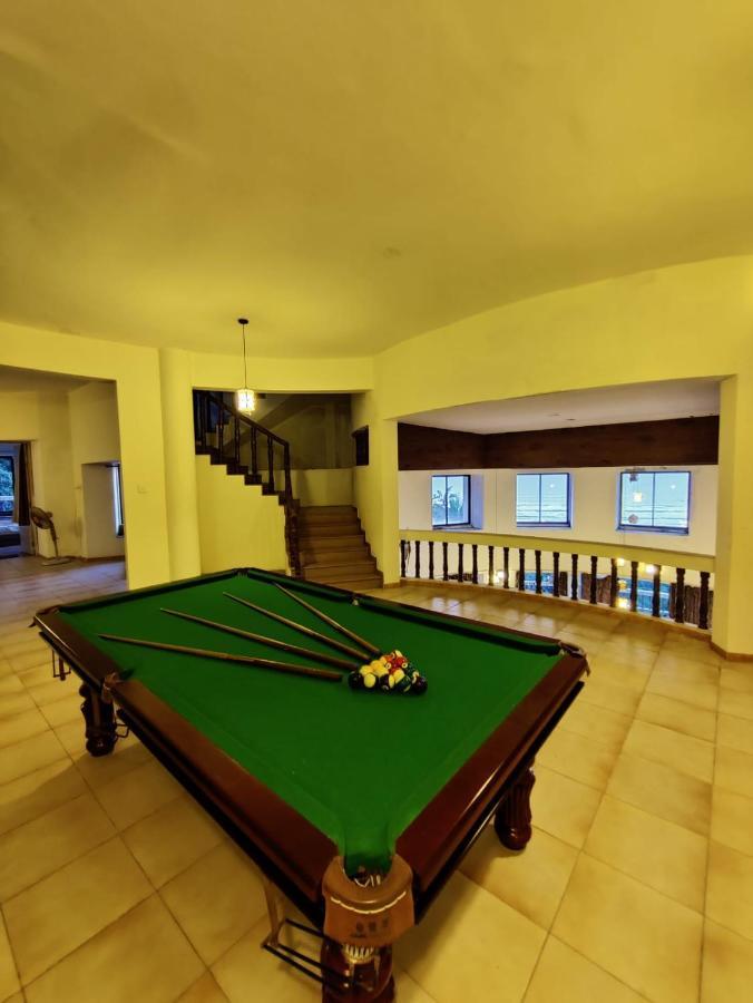 Villa Infinity By The Sea Murud  外观 照片