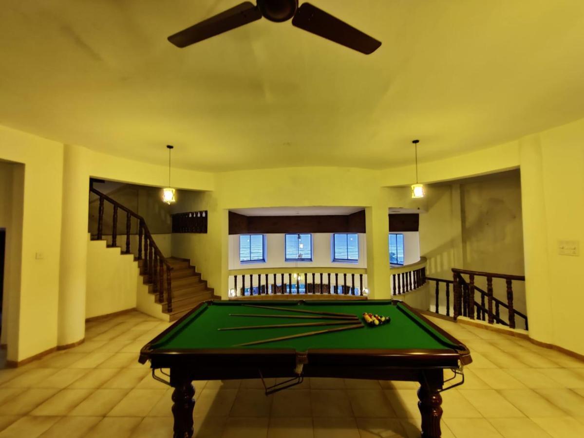 Villa Infinity By The Sea Murud  外观 照片