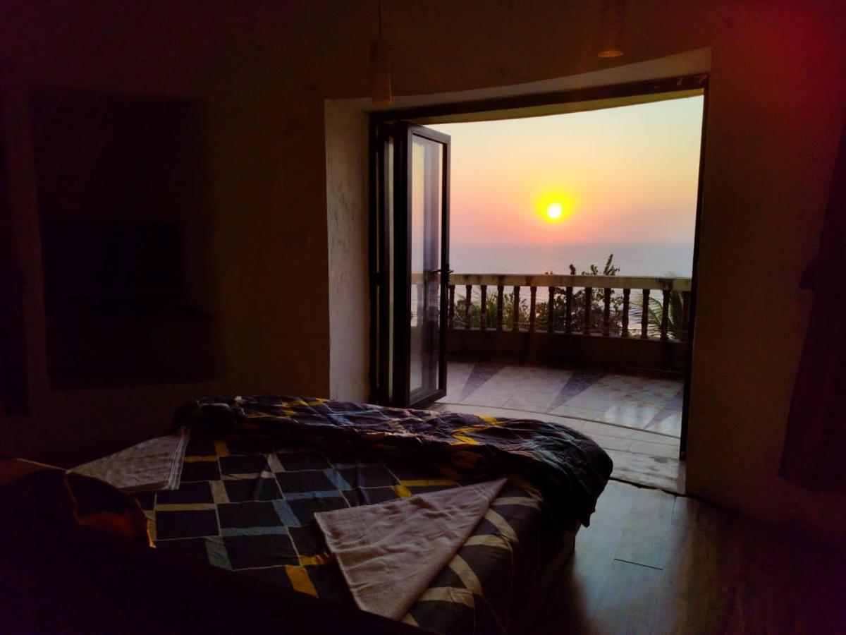 Villa Infinity By The Sea Murud  外观 照片