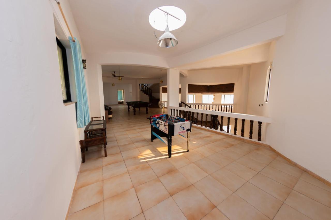 Villa Infinity By The Sea Murud  外观 照片
