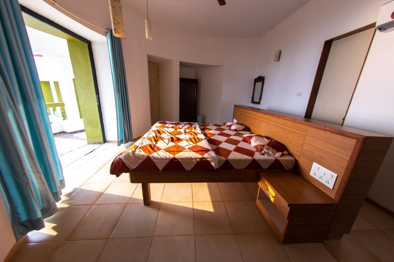 Villa Infinity By The Sea Murud  外观 照片